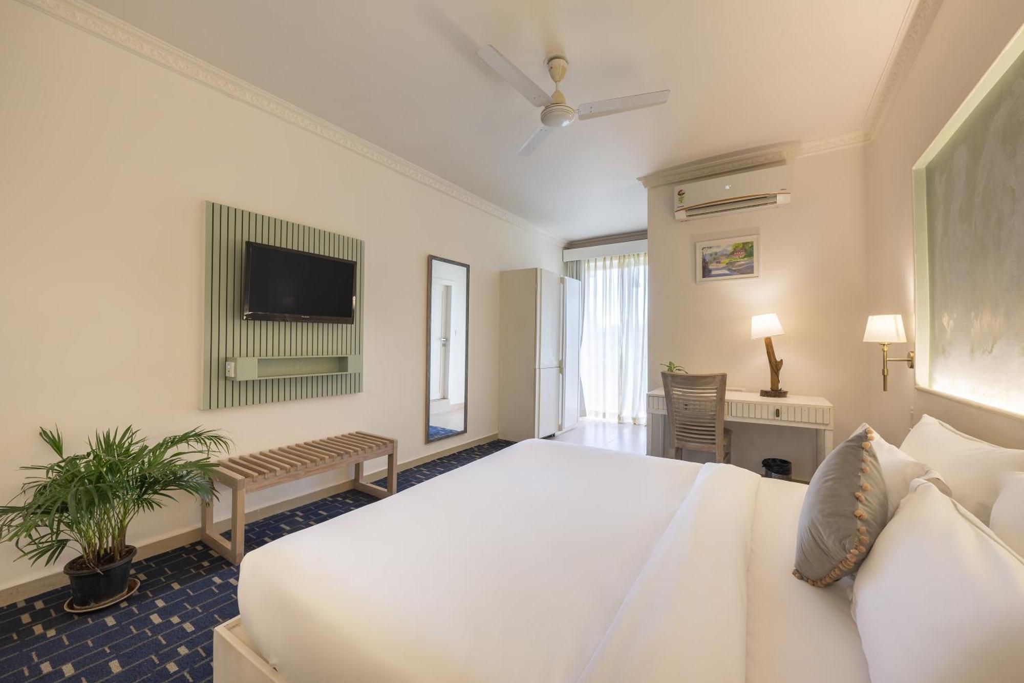 Hotel Echor Samara Morjim Goa Sea View Restro Exteriér fotografie