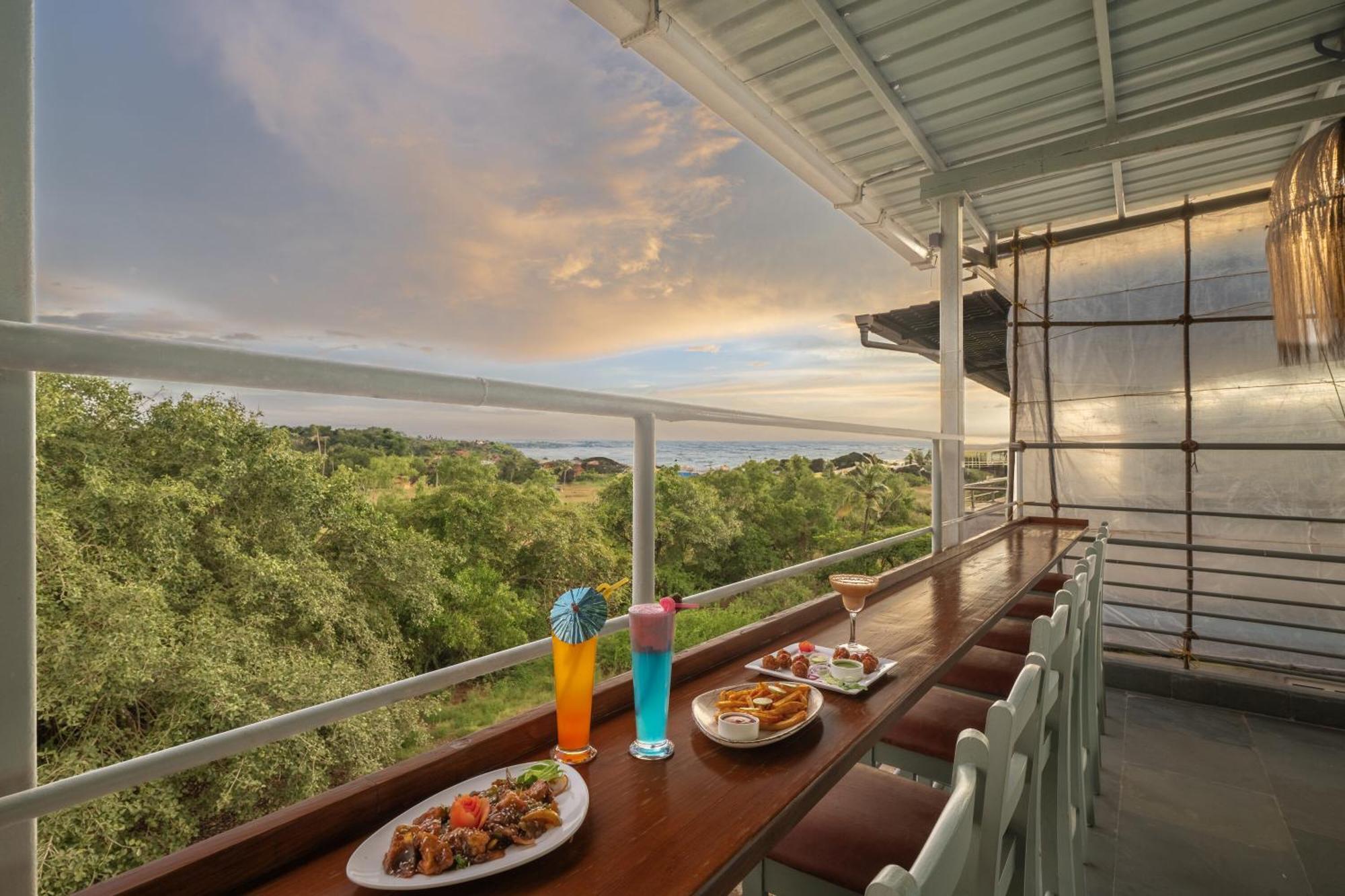 Hotel Echor Samara Morjim Goa Sea View Restro Exteriér fotografie